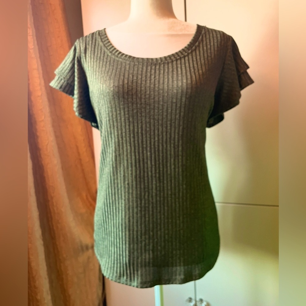 Worthington short sleeve olive green dressy top Size L